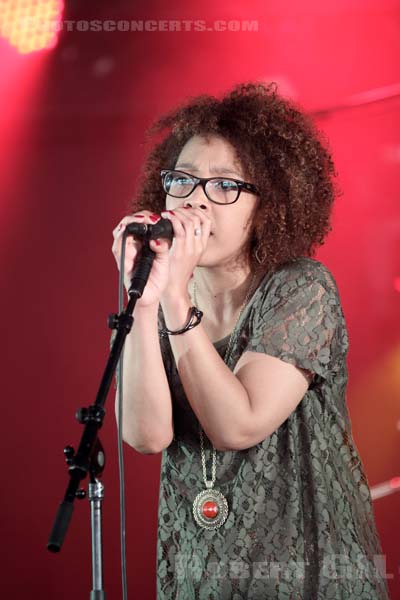 CECILE BROOKS - 2013-06-30 - PARIS - Hippodrome de Longchamp - 